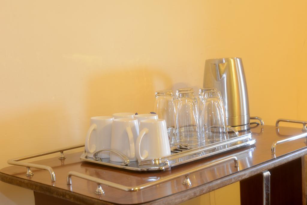 Edinburgh Gallery Bed & Breakfast Хобарт Экстерьер фото